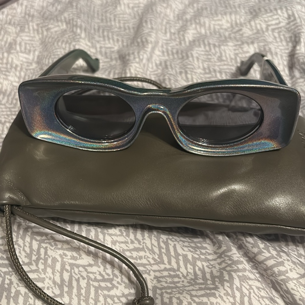 Loewe
x Paula's Ibiza 49mm
Mirrored Oval Sunglasses